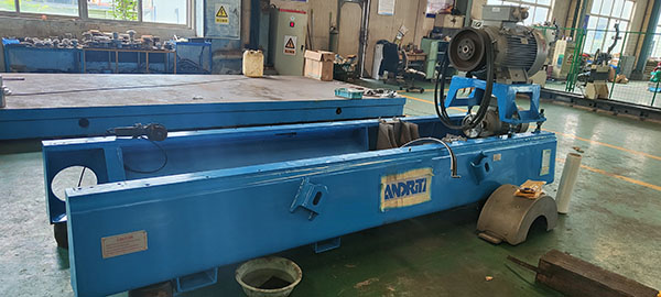 工業(yè)離心機(jī)維修費用